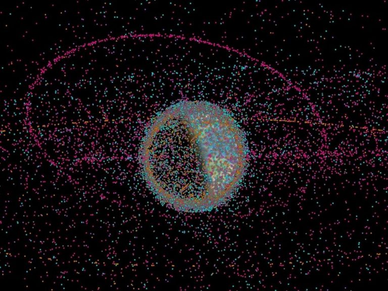 Космический мусор вокруг земли фото